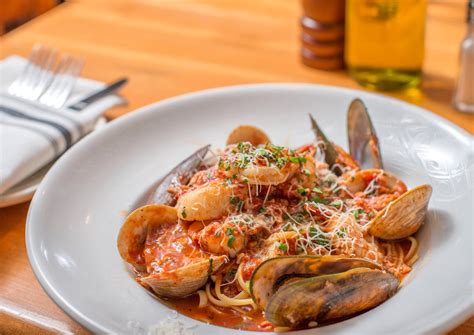 With an old world influenced style, our menu offers a complete selection of Italian dishes to satisfy your palette. . Sauce on the creek